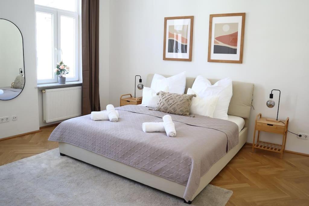 Bloom - Cozy Apartment, 5 Stops To City Center Wien Ngoại thất bức ảnh